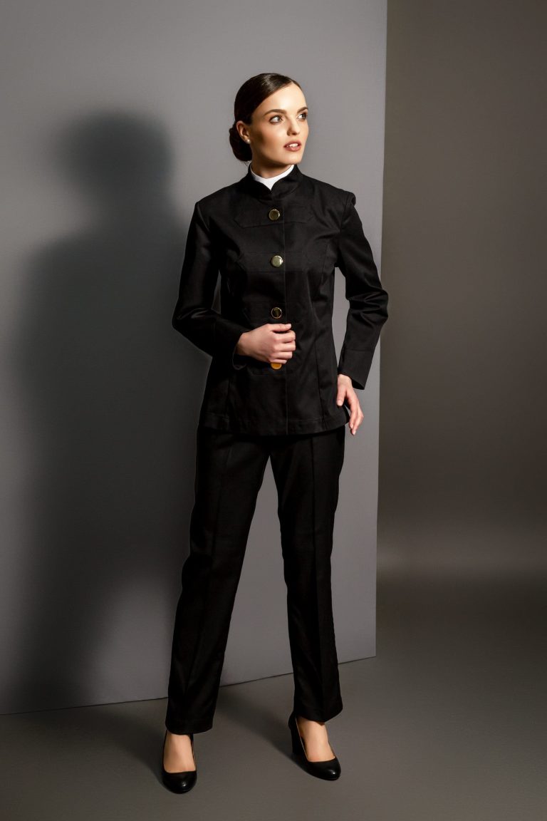 Petra black